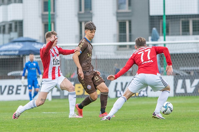 比阿诺德更 比阿诺德更