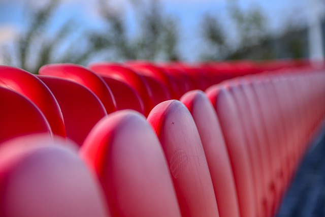 歐足聯宣布C羅左腳世界波當選本賽季歐冠最佳進球.